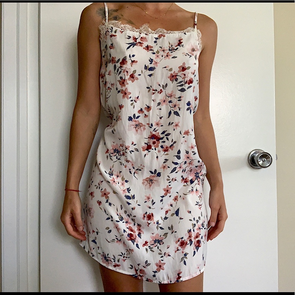 Floral slip